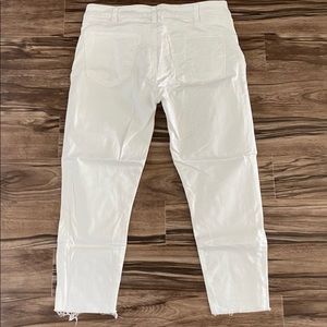 Silver Jeans Avery Skinny Crop - Like New